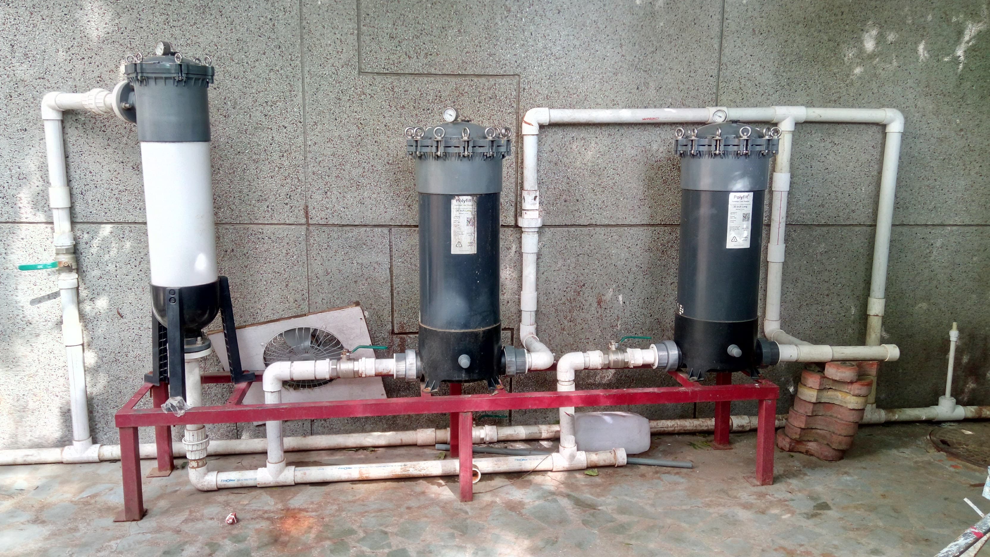 Multi Cartrige UPVC Housings: for large volume water filtration.